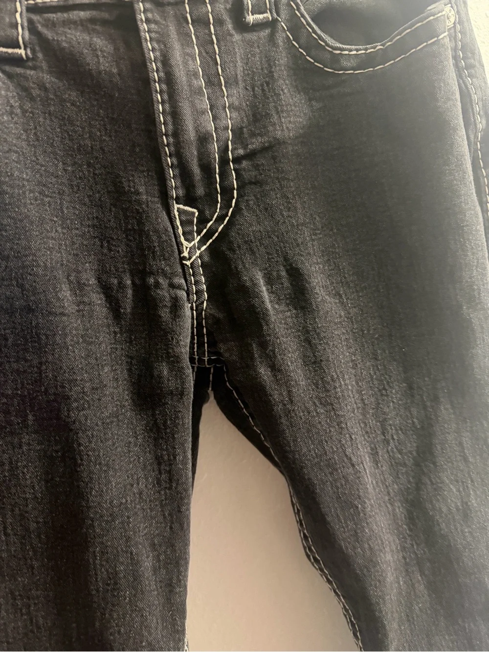 True Religion Black Relaxed Straight Men's Jeans with Contrast Stitching